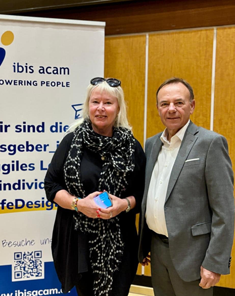 Monika Wollny & Bezirksvorsteher Gerald Bischof